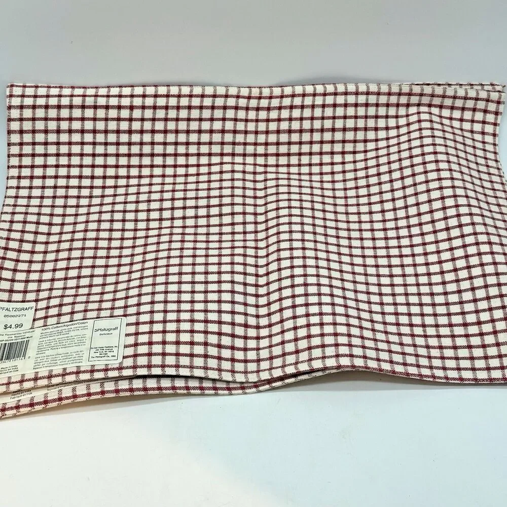 Vintage Pfaltzgraff Delicious Cloth Placemats Pair of Red Gingham Apple 13.5x19